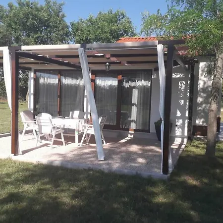Casa de Férias House For Rest Olivum Loborika
